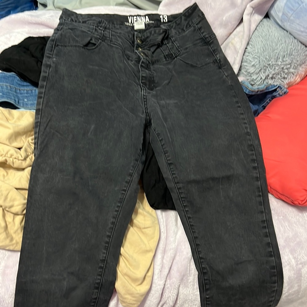 Black high waisted jeans